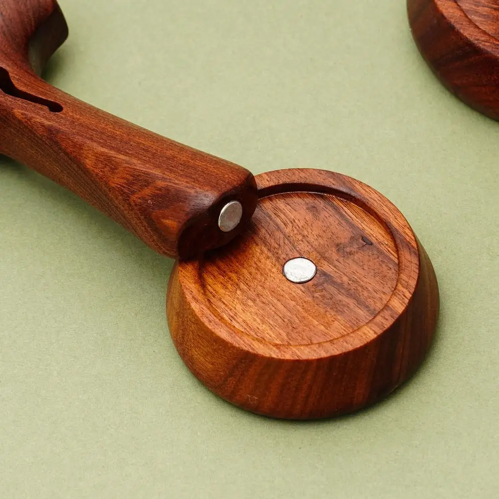 

Art Wooden Hollow Cross Detachable Standing Religious Crosses Ornament Vintage Natural Crucifix Sculpture Living Room