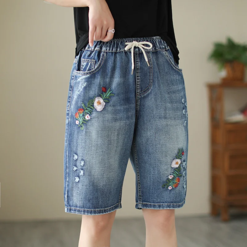 Summer Jeans Capris Vintage Embroidered Elastic High Waist Women's Knee-lenght Denim Pants Ripped Hole Loose Shorts Jeans
