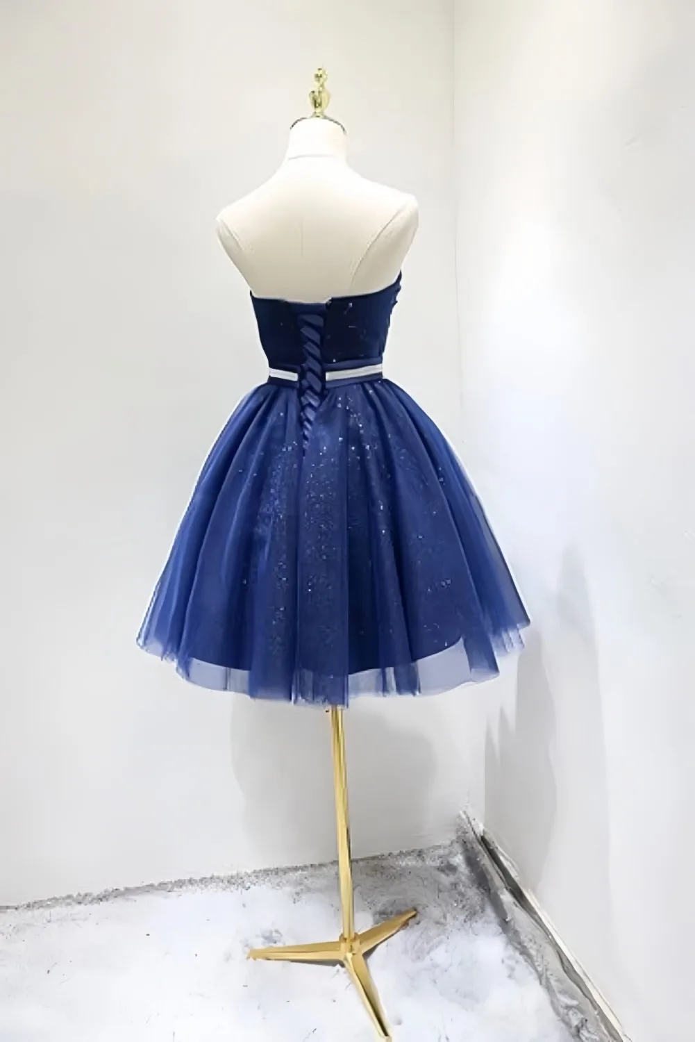 TSxuelian Women\'s Short Sweetheart Tulle Homecoming Dresses Shiny Off Shoulder Prom Cocktail Party Gowns Teens Graduation Dress