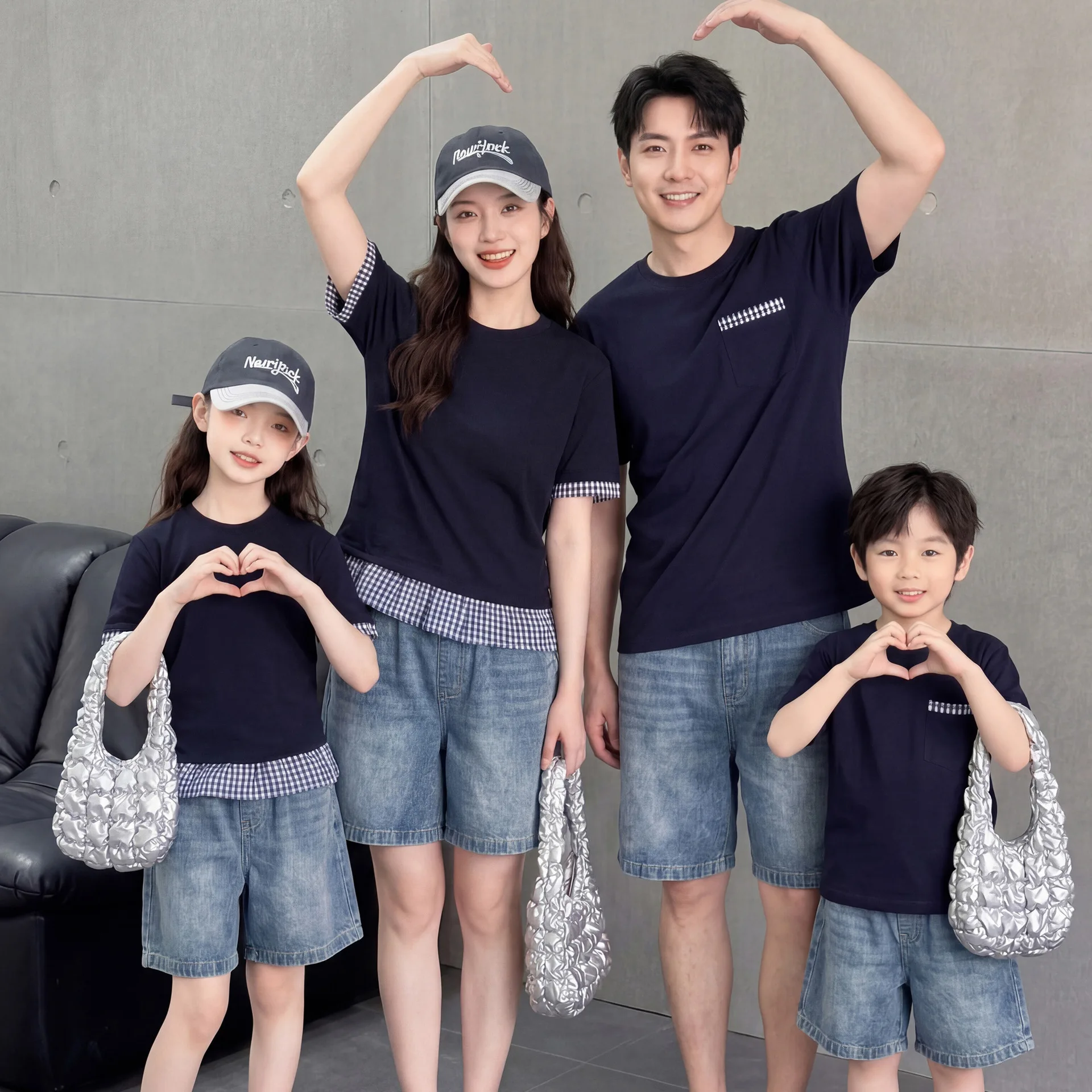 

2026 Summer Plaid Trim Family Matching T-shirt Set 3P Mom Dad Kids Navy Blue Outfits with Denim Shorts for Casual Daily