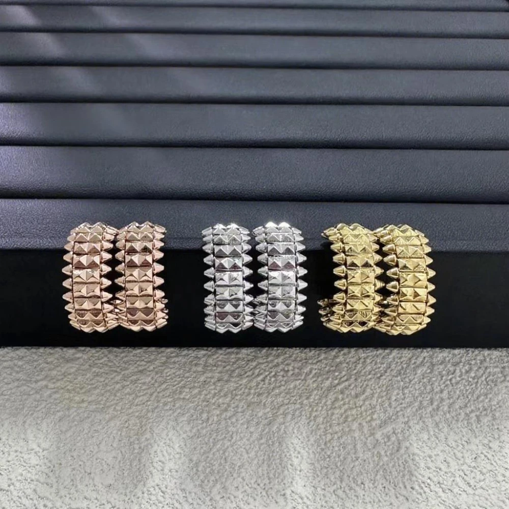 

Rivet Spinning Bullet Men's and Women's Love Earrings Classic Punk Party Gift Couple Luxury Brand Jewelry 2025 Fashion New model