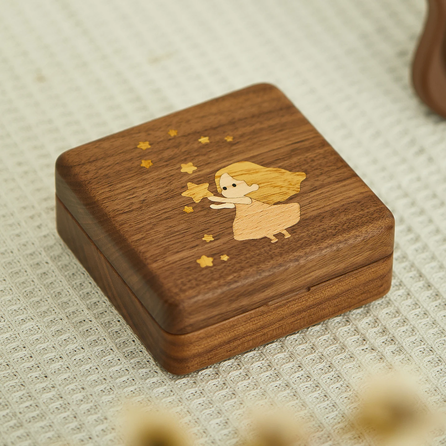 Portable Pure  Wood Small Prince Jewelry Box High-end Elegant Gold Earring Ring Jewelry Accessories Storage Box