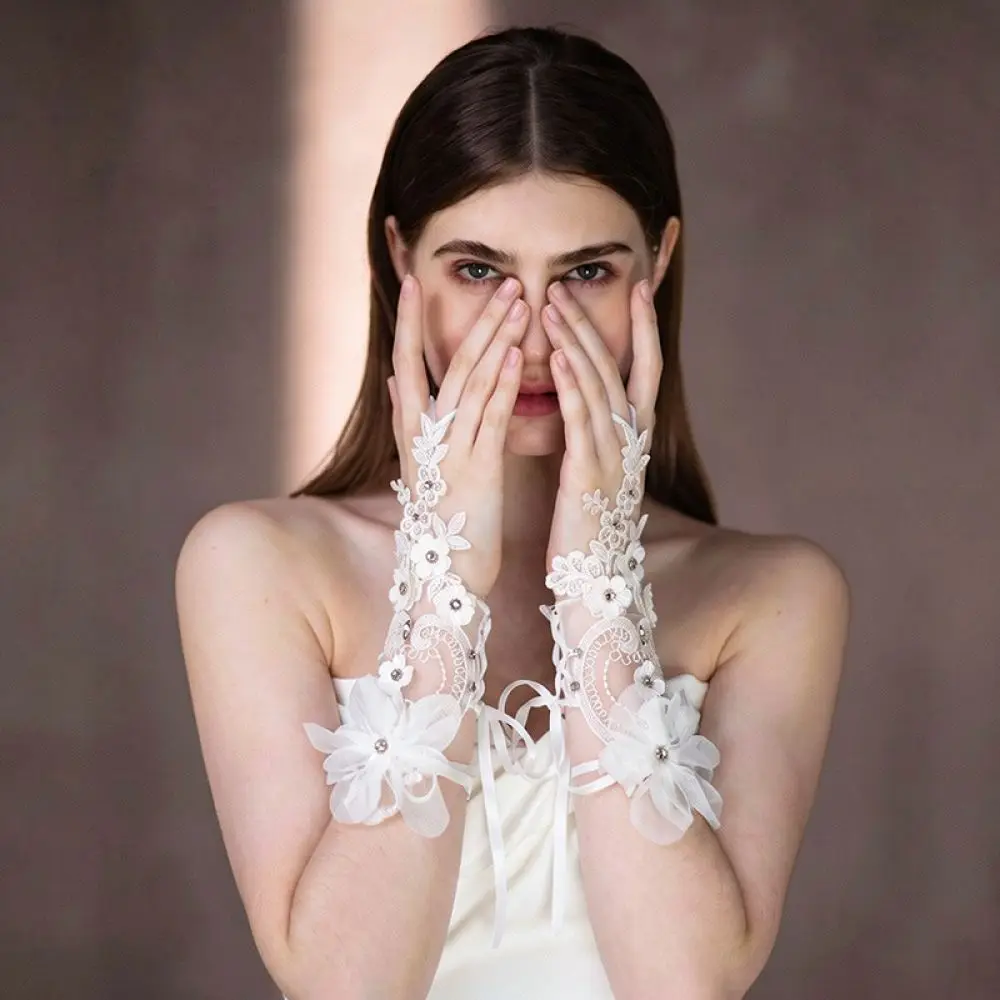 Floral Lace Bridal Gloves Fingerless Strappy Wrist Band Wedding Dress Accessories Romantic Bride Gala Hand Wear