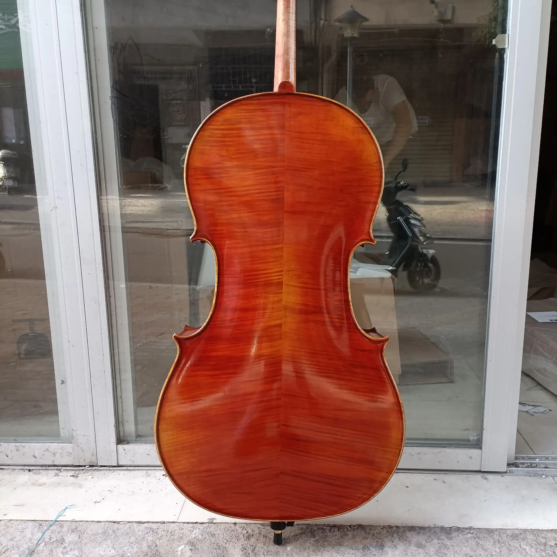 high-end Natural striped maple wood cello 4/4 Strong resonance！Italian Antique oily varnish Professional cello musical instrumen