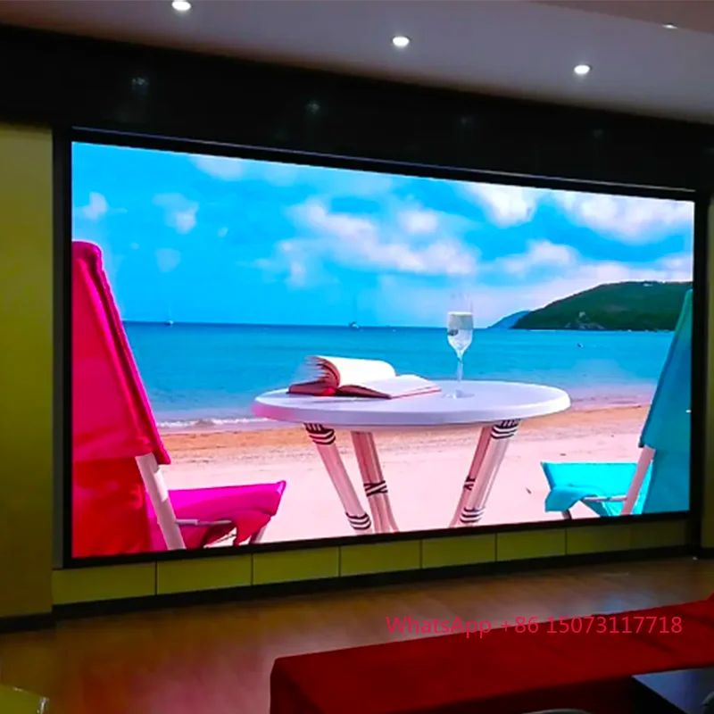 Display a LED fisso per interni Video wall a LED ad alta luminosità Schermo a LED P1.5 P2 P2.5 facile da installare per interni