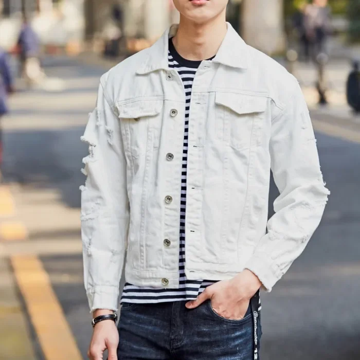 

New Autumn Men's Large Size Ripped Denim Jacket. Korean Style Loose All-cotton Fashionable Street Single-breasted Denim Top.