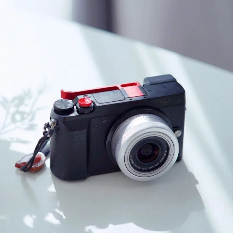 Dla Panasonic GX85 GX80 LUMIX LX100 aluminiowe metalowe kciuki w górę metalowy uchwyt gorącej stopki