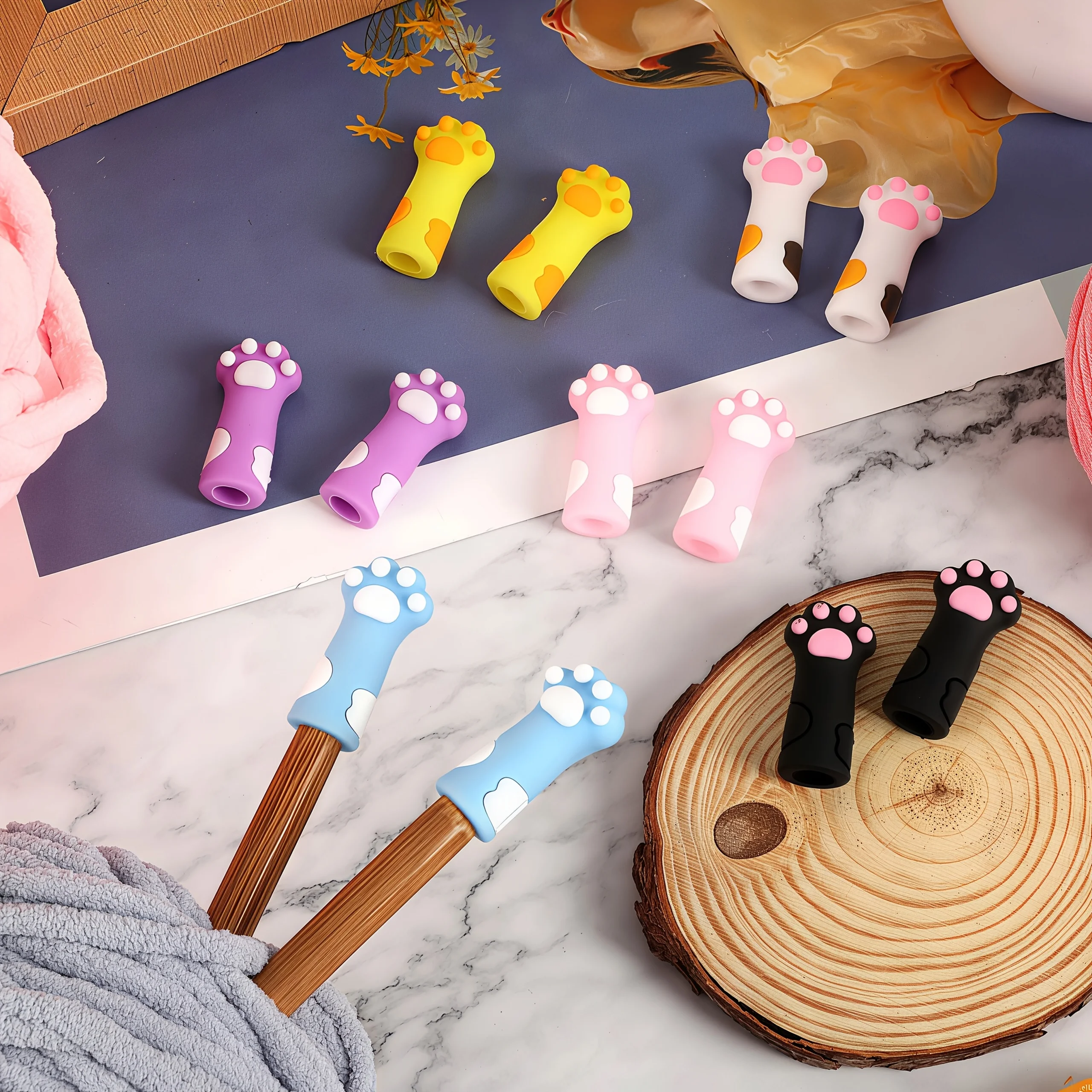 2Pcs Cat Paw Knitting Needle Stoppers, Tip Protectors for Size 11-17 Needles, Cute Knitting Accessories view 5