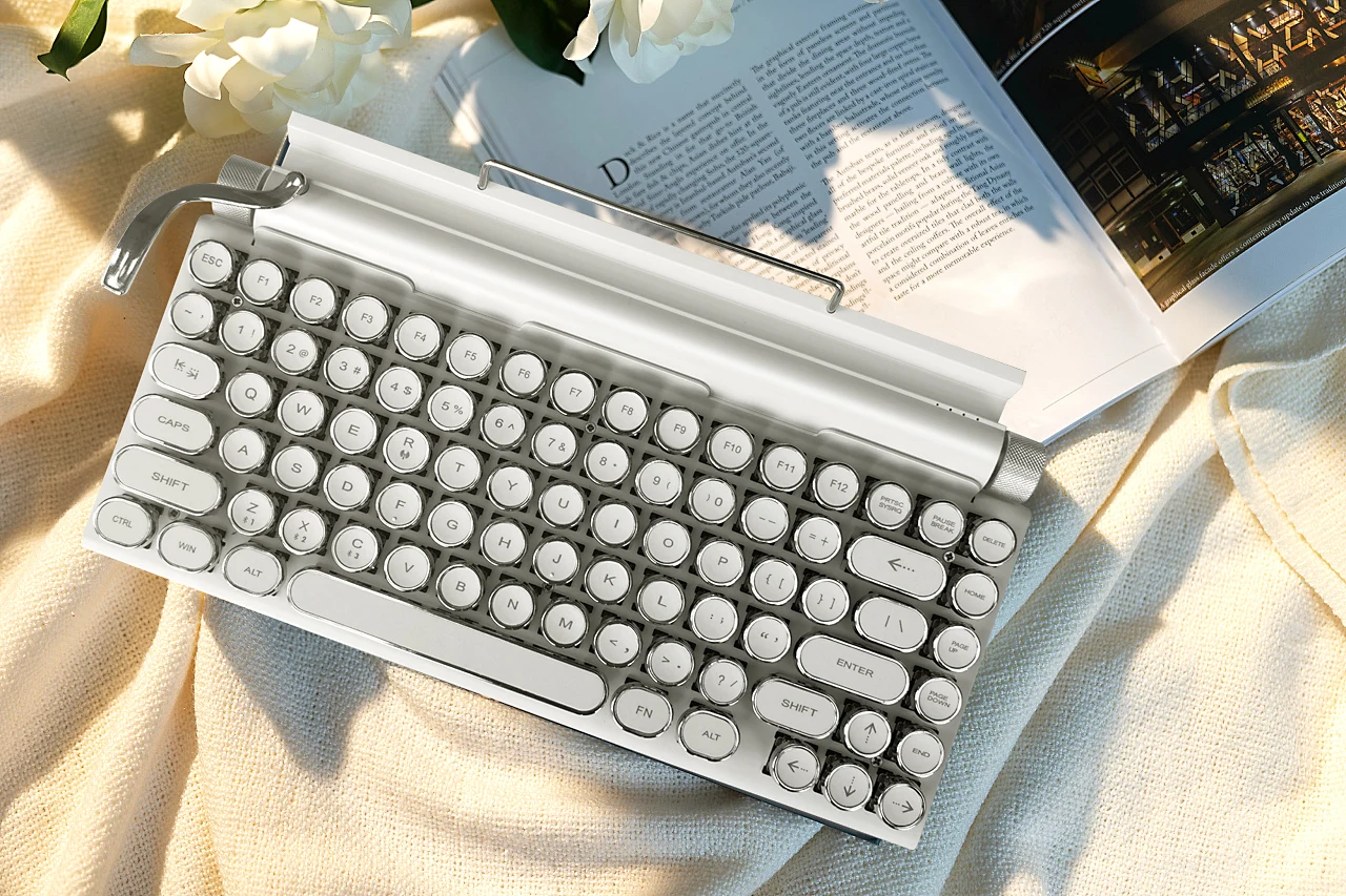 Retro Typemachine Bluetooth-toetsenbord Zilver Wit Stoom Punk Dot Groene schakelaars Witte achtergrondverlichting Draadloos mechanisch toetsenbord