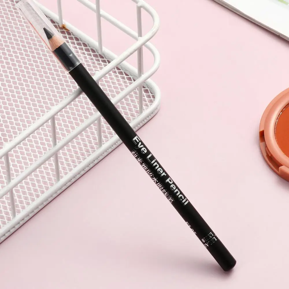 美しさが長続きする滑らかな黒のメイクアップツール 防水アイライナーペンシル
