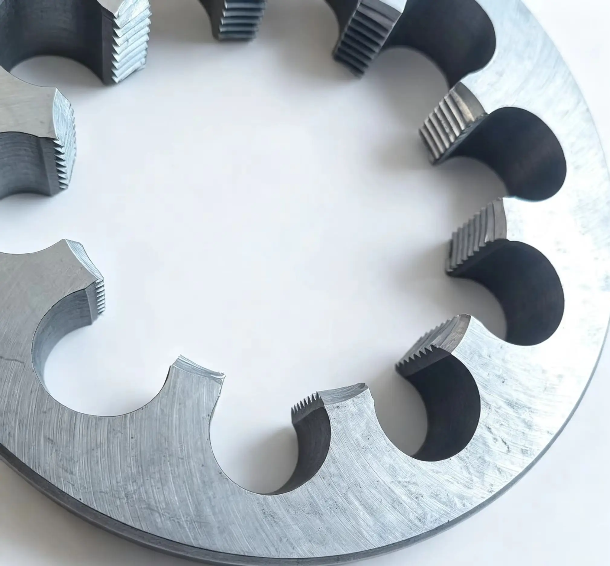 1PC 9SiCr Non-Standard Metric Manual Die M70-M78, 1.5/2.0/3.0/4.0mm Pitch, Hand Threading Die for Aluminum Copper Metal Workpiec