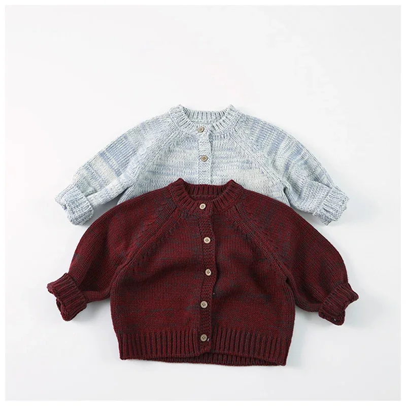 

2025 New Children's sweater 1-6 years old Boys knit cardigan solid color crew-neck sweater knitted with all the wear shirts