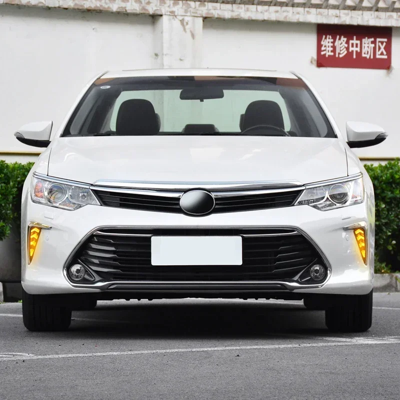 

LED DRL Daylights For Toyota Camry MK7 XV50 2015-2017 Turn Signal Indicators Daytime Running Lamp Front Accessory