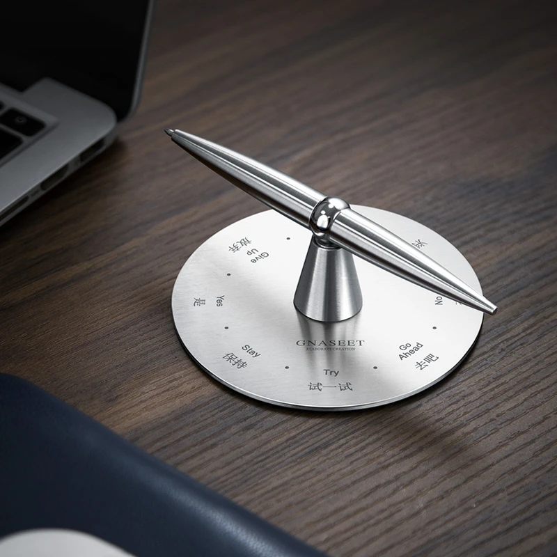 

Creative Decision Pen High Appearance Level Rotary Decompression Business Signature Pen Simple Engraved Metal Gift Pen with Base