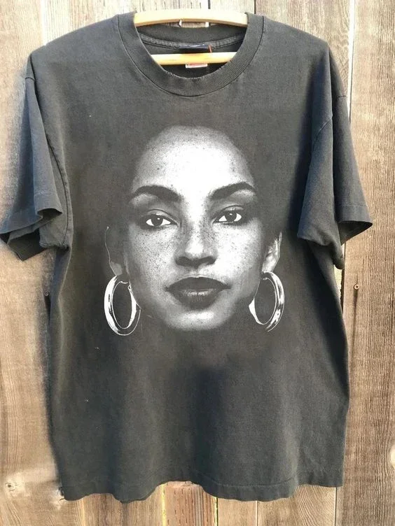 خمر 90's Sade Adu قميص Sade الراب الهيب هوب 90 للجنسين التي شيرت S-4XL الجرافيك قصيرة الأكمام قميص الرجال النساء الصيف