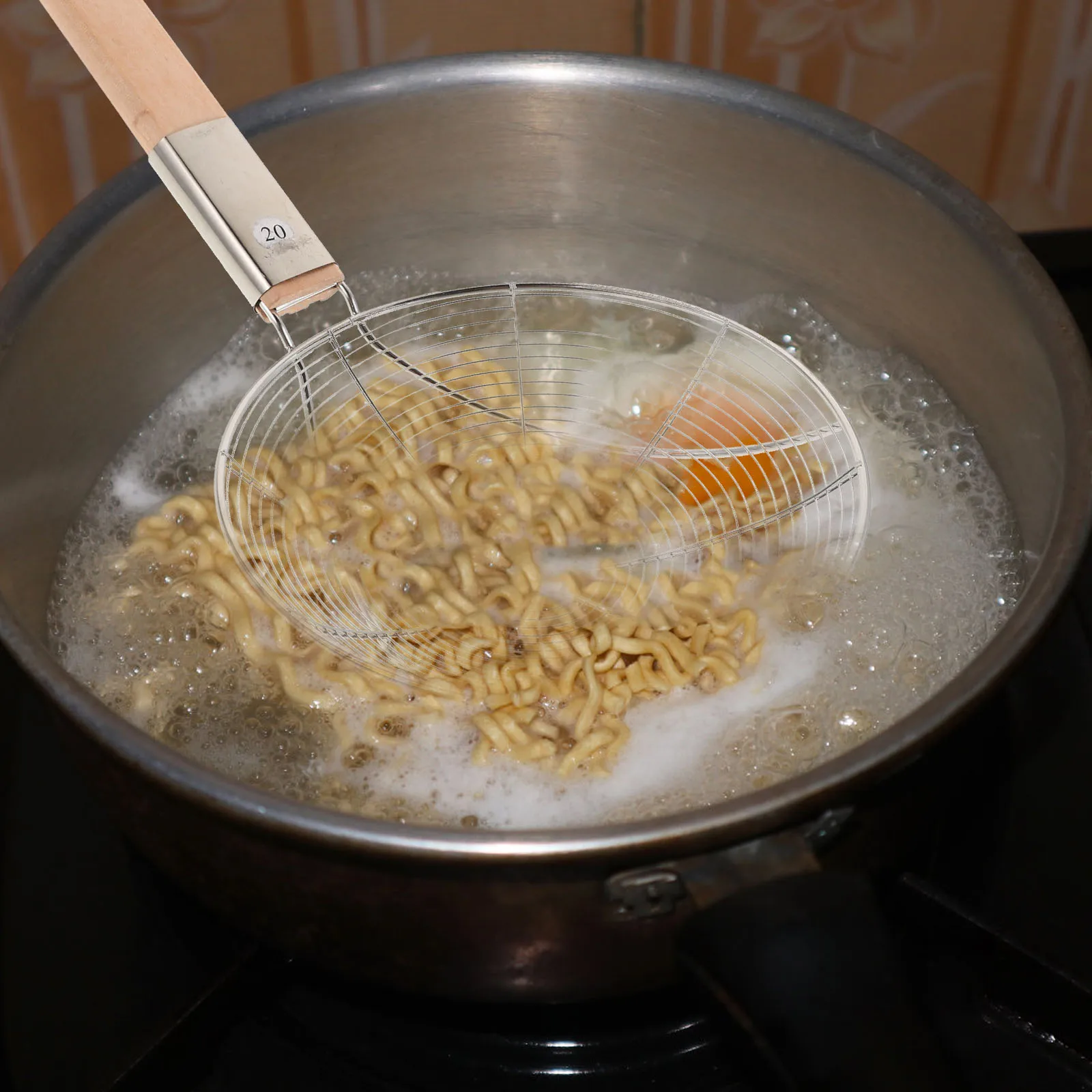 

Stainless Steel Large Mesh Strainer Spoon Fryer Scoop Wok Noodle Skimmer Ladle Heat Resistant Wooden Handle Hanging Ring