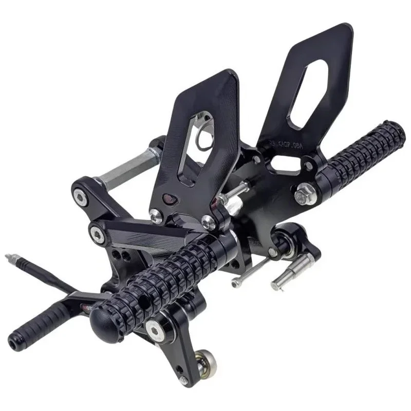 الأجزاء مناسبة لمجموعة الدواسات المرتفعة لسيارة السباق ZX4R/RR MOTO TRON، والتروس الأمامية والخلفية العالمية