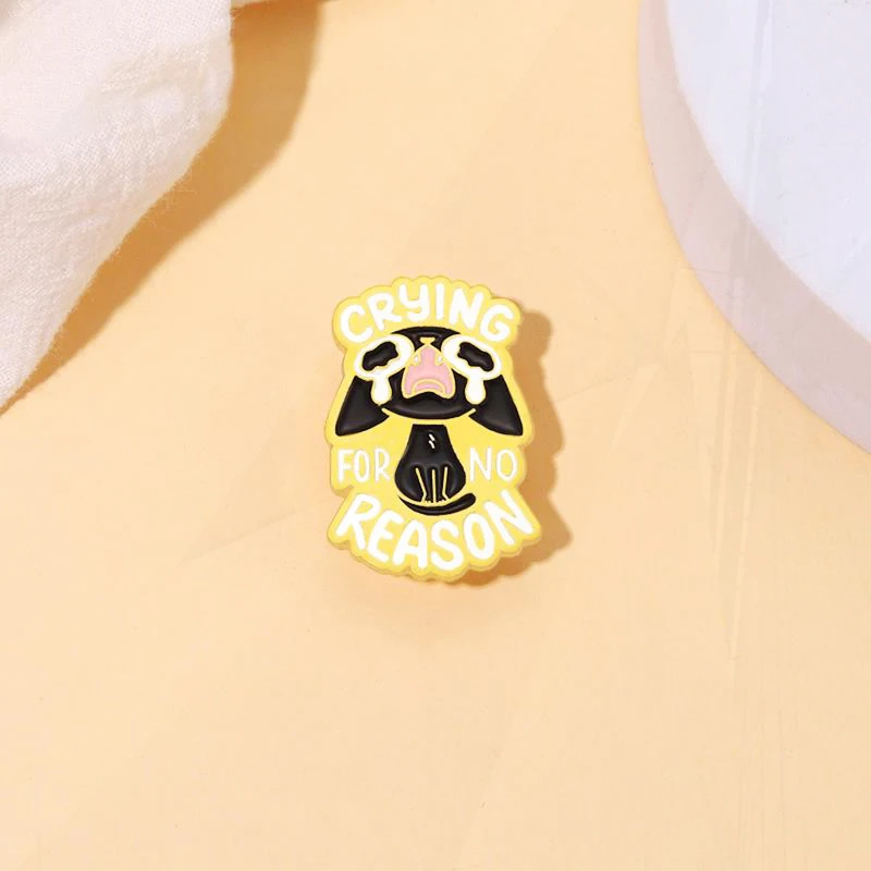 Lapel Badges Gold Color Lovely Animal Jewelry Gift for Kids Friends Crying Cat Enamel  Brooch Custom Black Kitten Pines