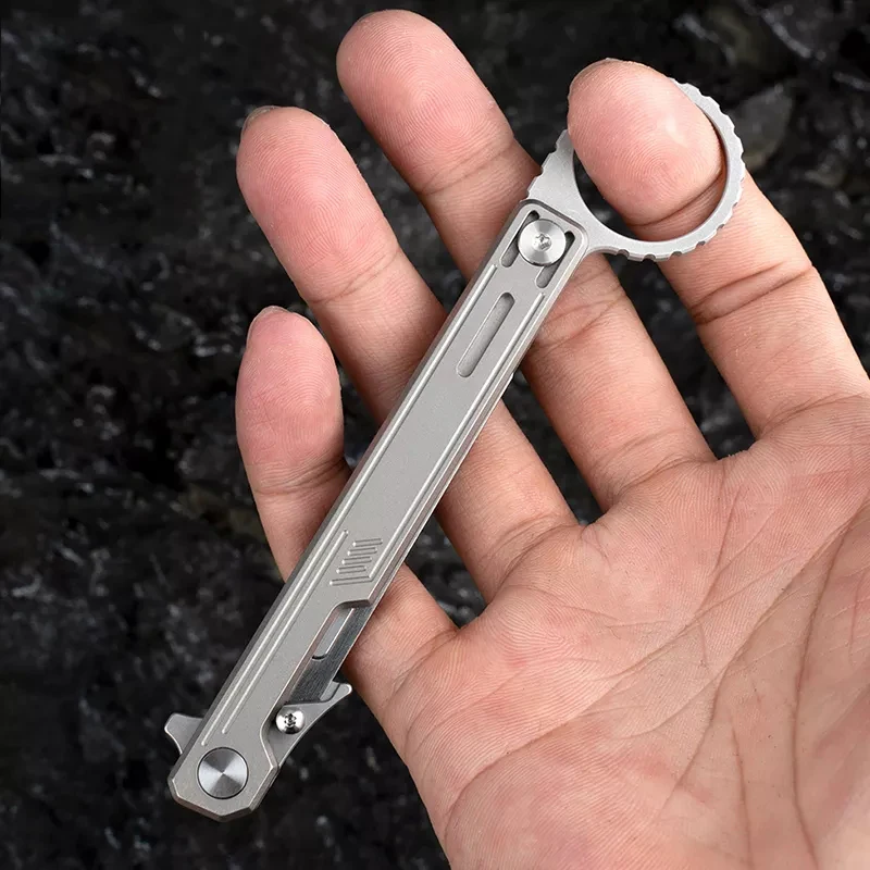 T022 Titanium Alloy Folding Knife Pocket Scalpel Knife Glass Breaker Tool Multifunctional Outdoor Security Tool No60 Blade