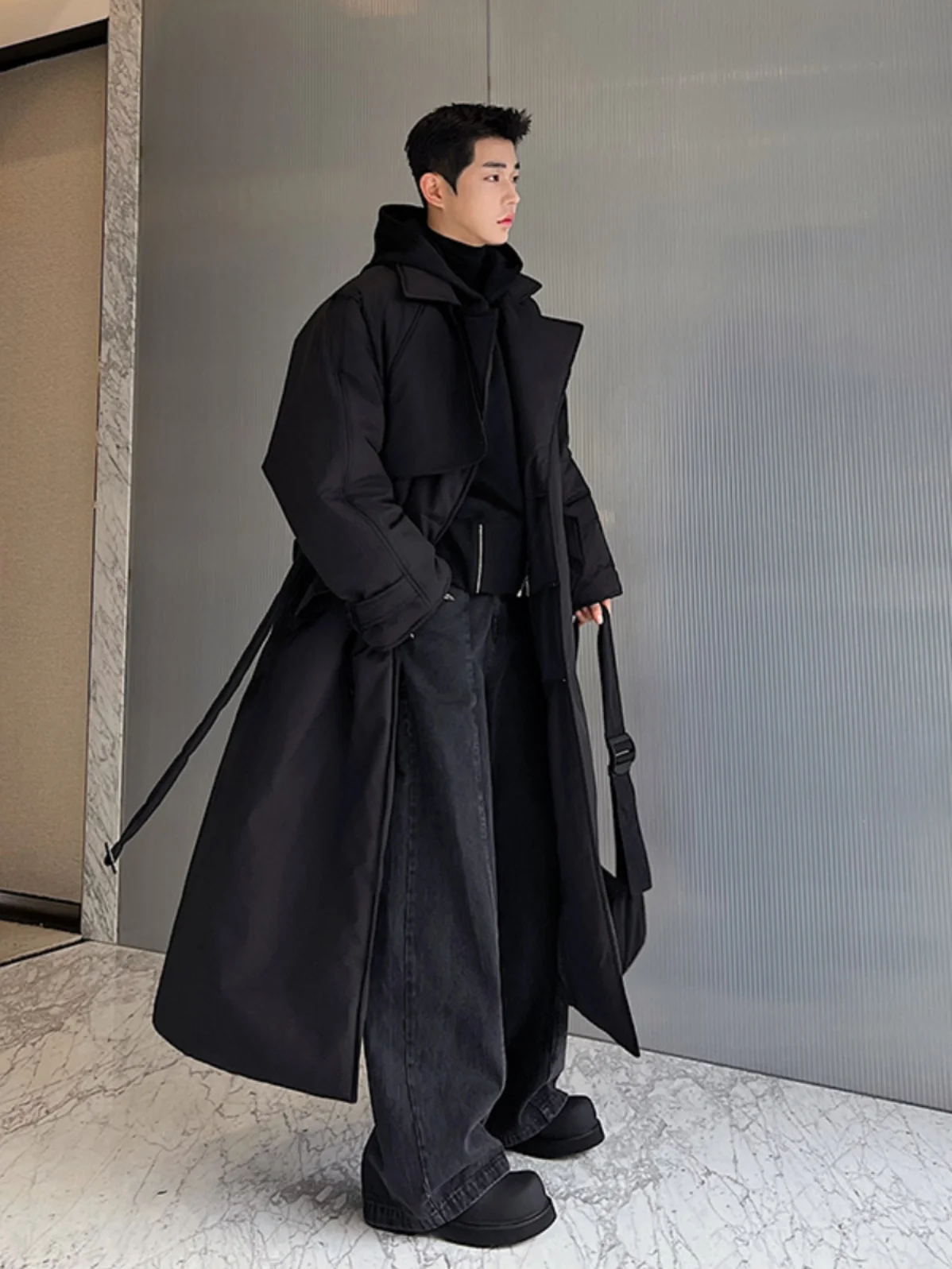 

Утепленное длинное хлопковое пальто выше колена для мужчин с поясом, серия K, модная верхняя одежда