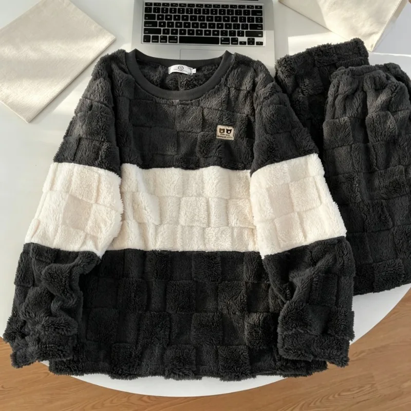 Men Winter Soft Fuzzy Home Outfit Crew Neck Color‑Block Grid Plush Long Sleeve Casual Warm Sleep Loungewear For Indoor Daily Use