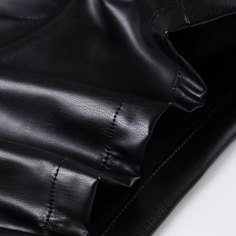 الظلام مشبك مزدوج حزام بولي Leather السراويل الجلدية قاطرة نمط سليم منخفضة الخصر السراويل النساء 2025 الصيف موضة الشارع الشهير السيدات #6