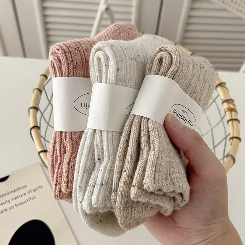 Winter Warm Women Socks Wool Thicken Solid Color Socks Retro Middle Tube Merino Wool Girls Socks Against Cold Snow Terry Sox