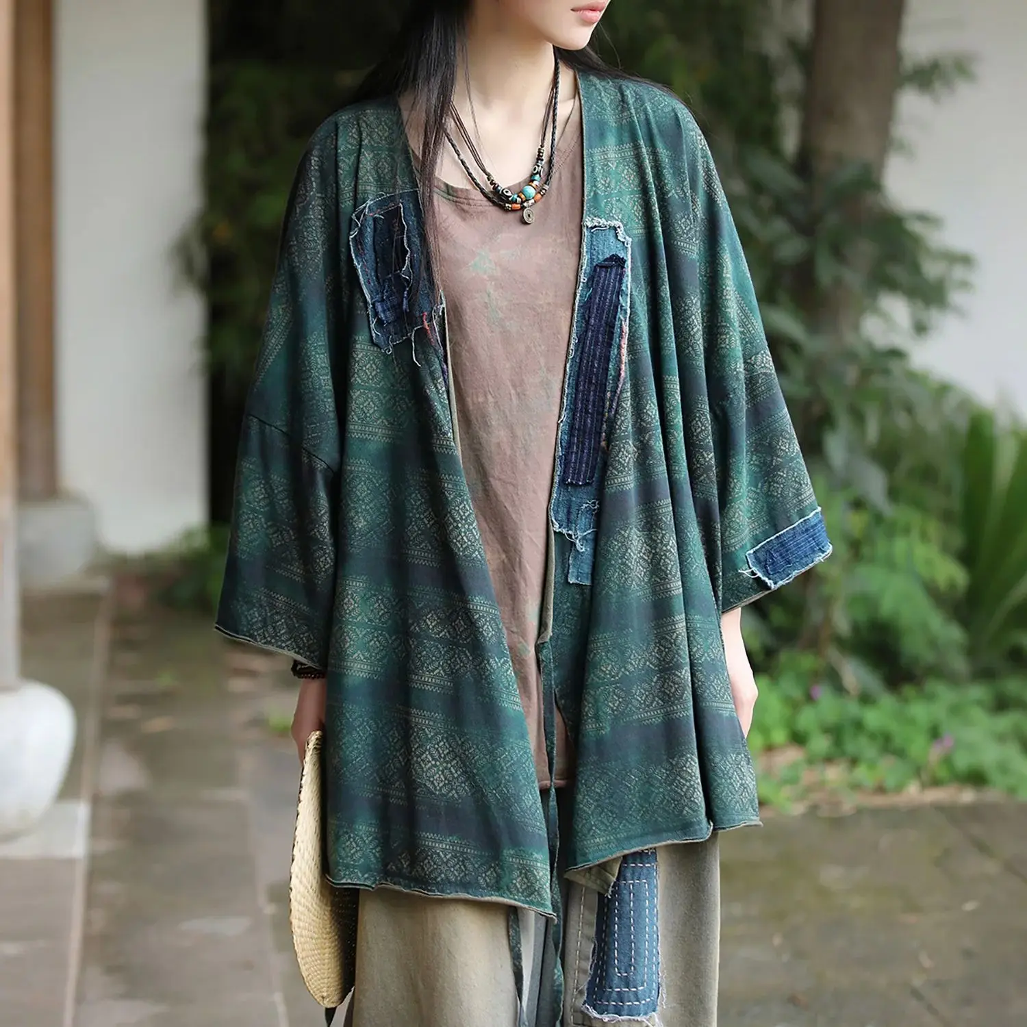 

LZJN Women's Early Autumn Pure Cotton Single-Layer Distressed Patchwork Loose Cardigan Coat, Vintage Zen and Lazy Style.