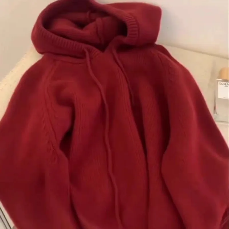 

Soft and stylish red hooded 100%wool knitted sweater women loose sweater with hood base layer top