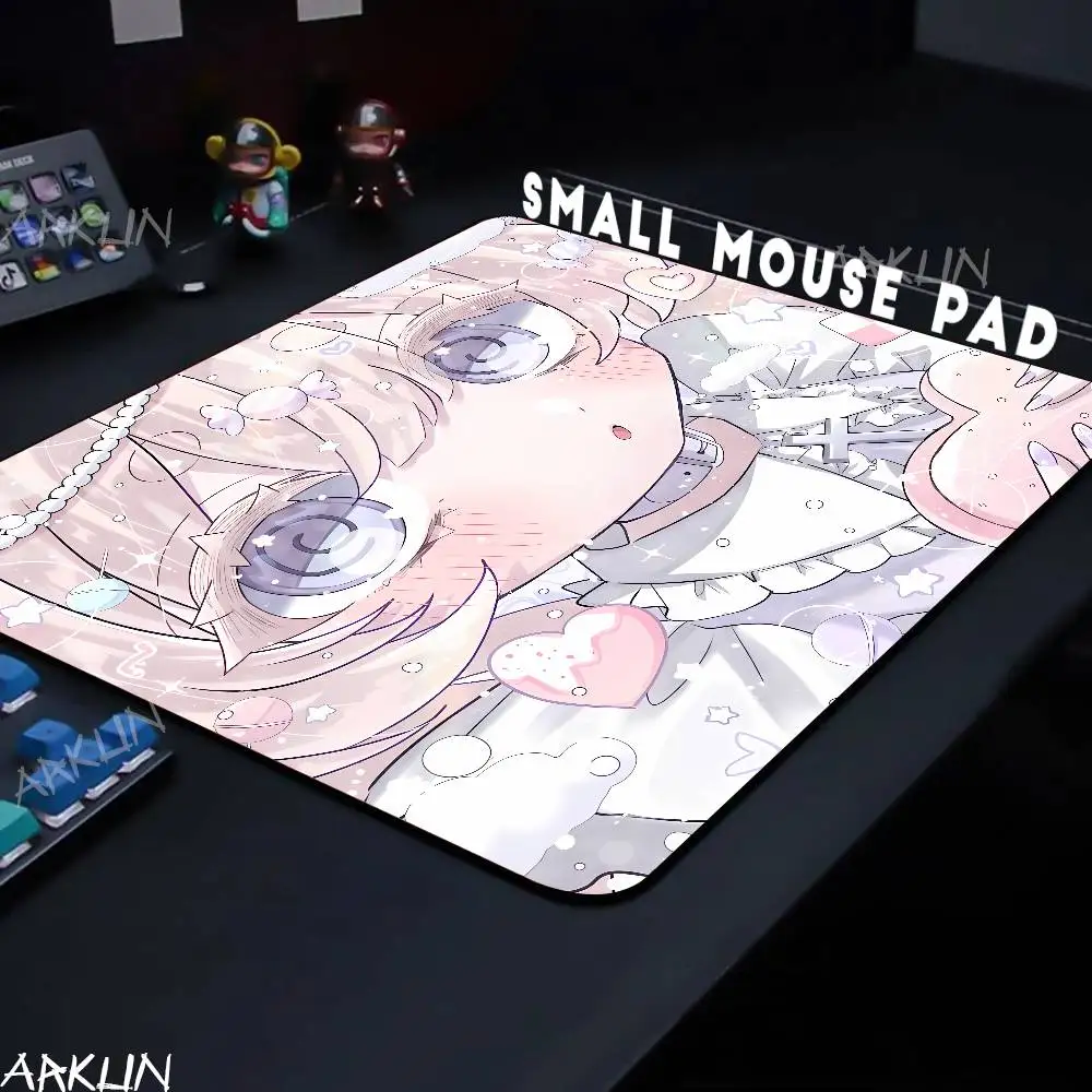Cute Pastel Lolita Anime Girl Small Mouse Pad, Sweet Pink Heart Candy Kawaii Chibi Girl Non Slip Rubber Mousepad for PC