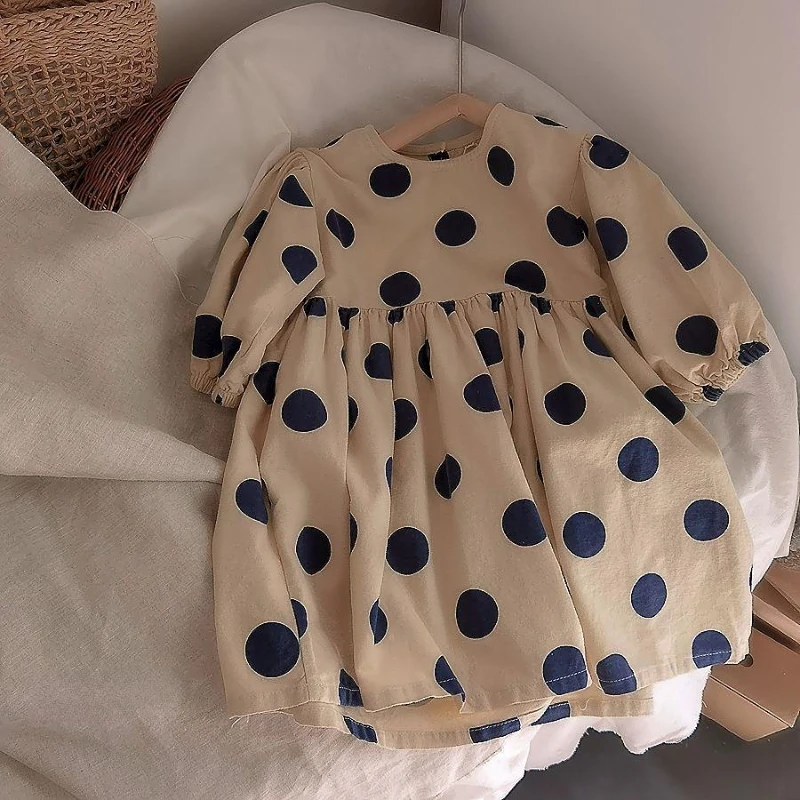 Koreański śliczne Polka Dot długi rękaw dziewczyny księżniczka sukienki wokół szyi moda Casual przycisk słodkie Vestidos dla dzieci kostium dla