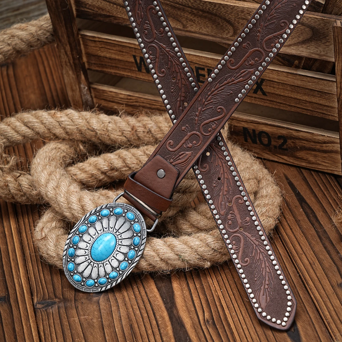 Herren & Damen Western Cowboy PU-Leder Gürtel - Vintage Pferdegürtel mit floral graviertem Schnallenverschluss für Jeans – Detail 2