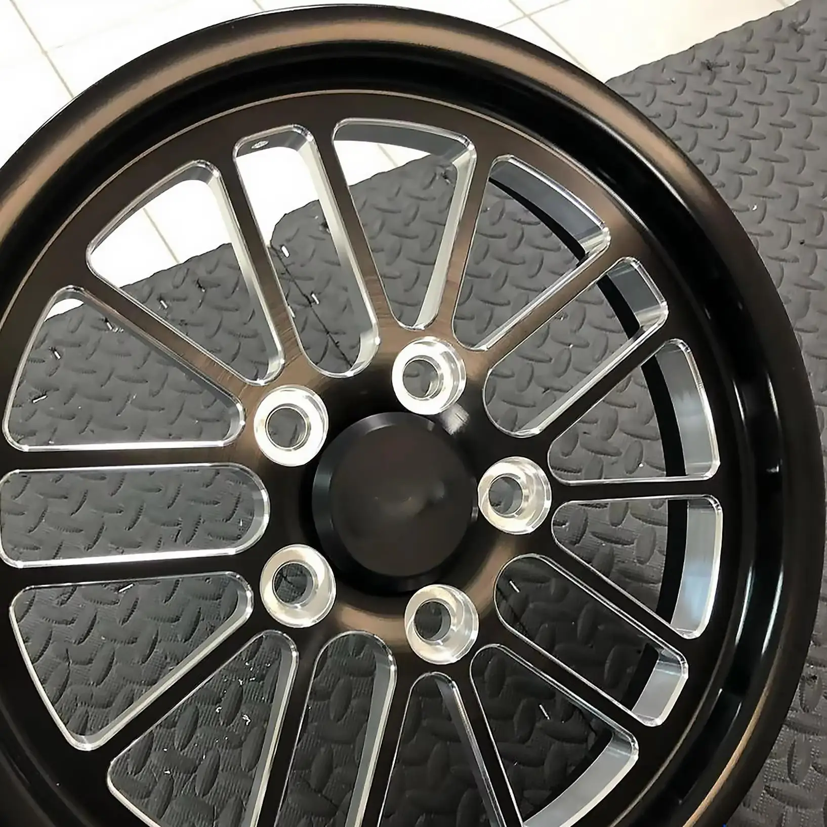 17-24 Inch Multi PCD Multi Spoke Forged Alloy Wheels Universal Modified Rims for EV Sedan SUV