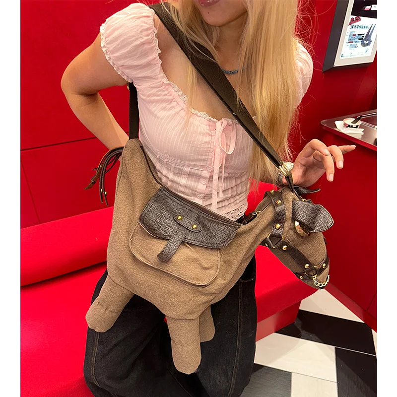 ELFSACK 2025 Autumn New Arrival Sweet Edgy Pony Shape  Creative Horse Design Denim Crossbody Bag For Woman