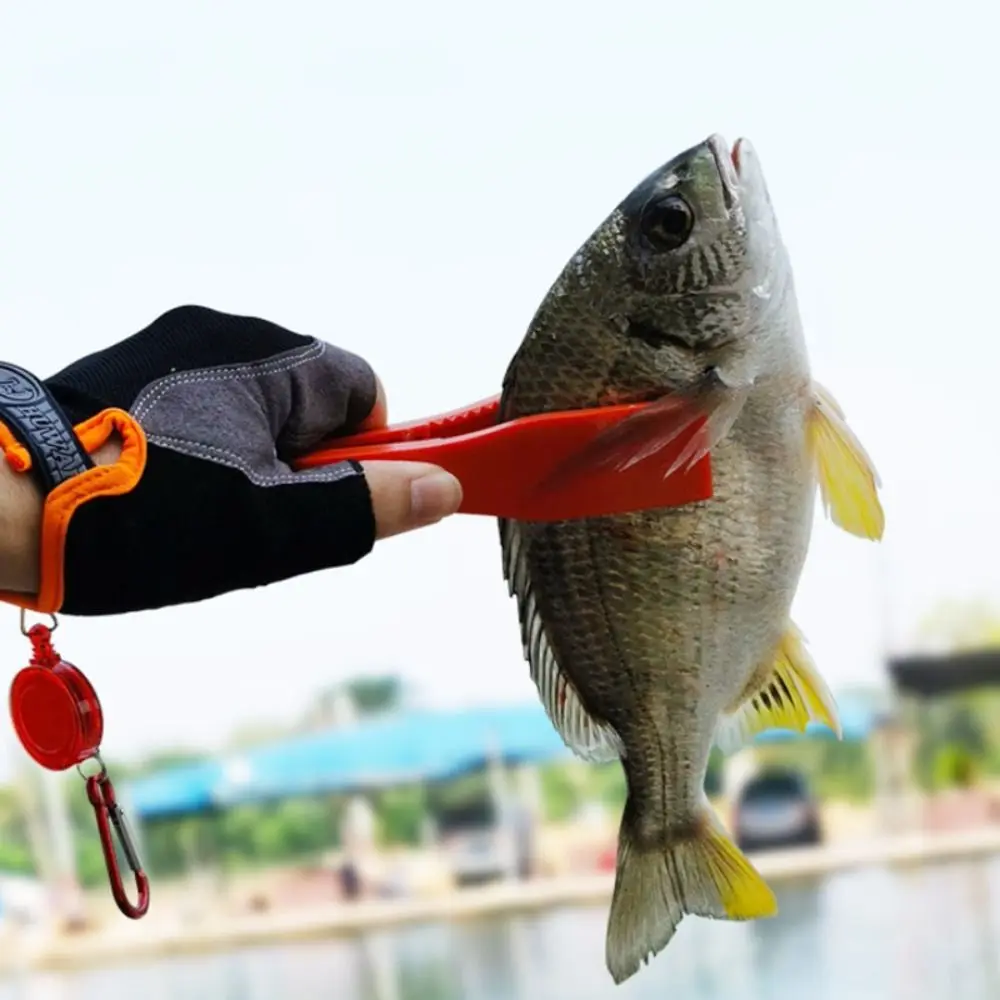Lock Gear Key Chain Holder Fishing Tools Portable Switch Lock Gear Pince Fishing Pliers Gripper Fishing Tongs Fishing Supplies