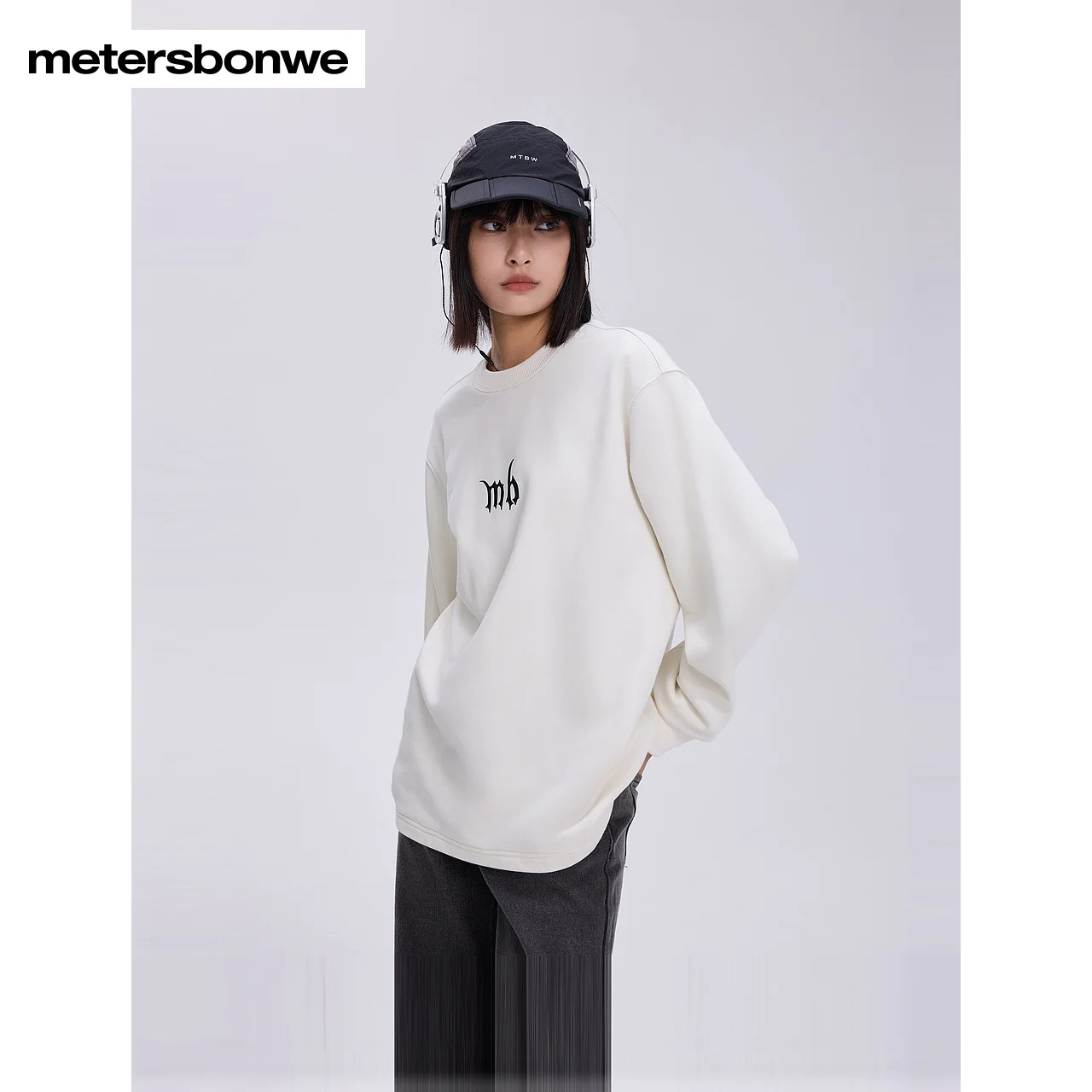 Metersbonwe-Damen Herren O-Ausschnitt Langarm Hoodie Einfacher Trenddruck Lose Pullover Retro Campus Casual Paar Herbst Winter