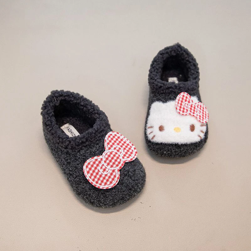 Kawaii مرحبا كيتي صوف مبطن النعال 2025 شتاء جديد وصول الفتيات الدافئة المضادة للانزلاق أحذية قطنية النعال المنزل لطيف فتاة هدية #5