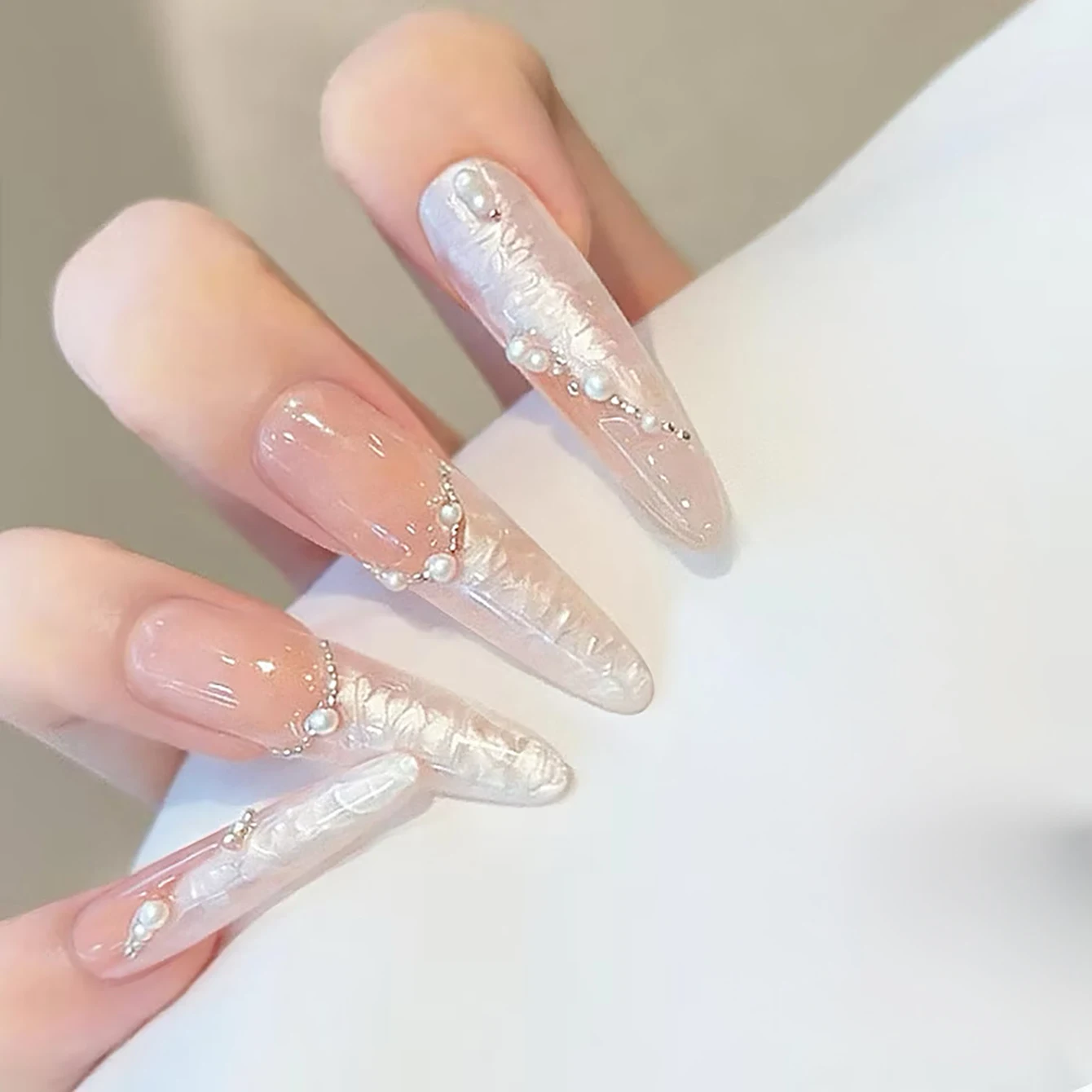 MIANEL 2026 New White Nails Thread Sealant Top Selling White Pearl-thickened Wedding Dress Fairy-like Texture Gel Nail Polish