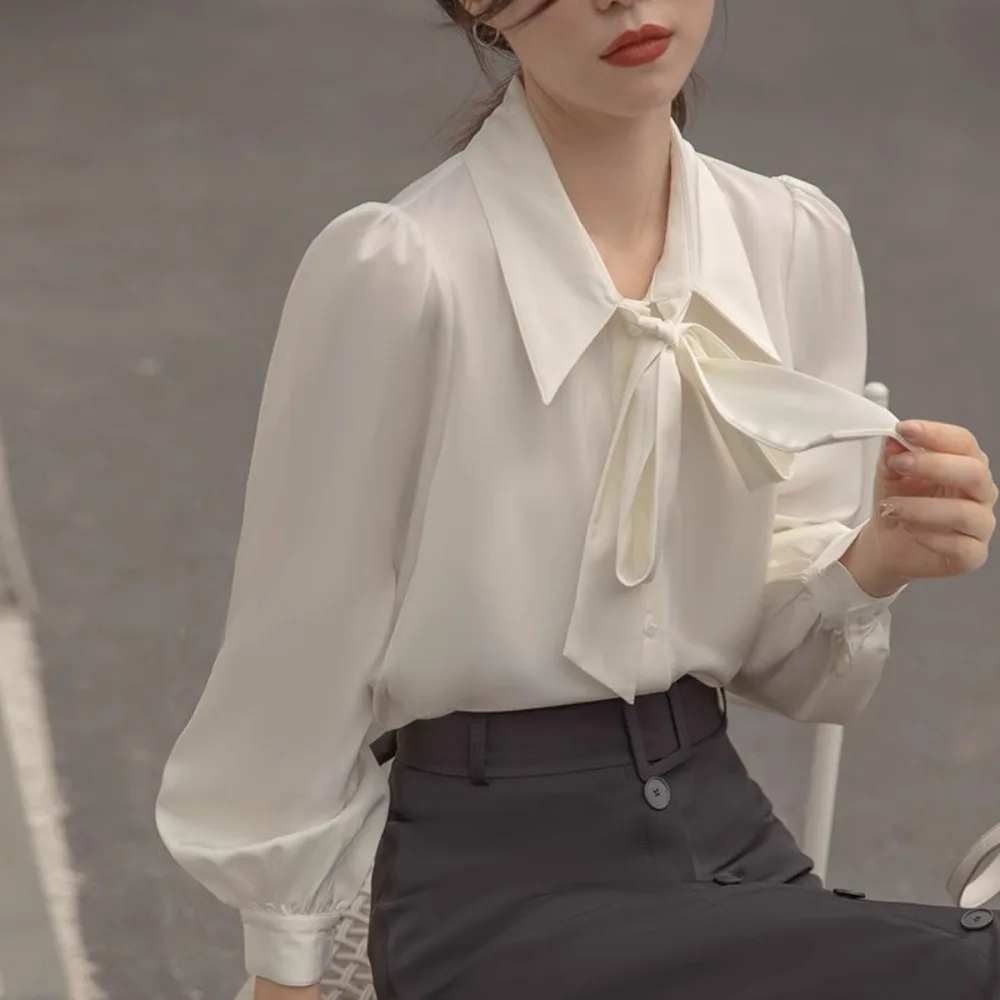 

Soft Flip collar Flare Sleeve Shirts French Style Ins Style Lace-up Bowknot Blouse Female Top Overshirts Shirts Women Business