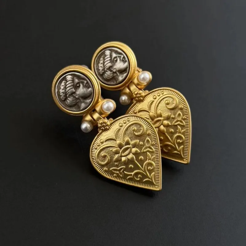 Retro Heart-shaped Portrait Pearl Pattern Silver Stud Earrings with Ear Clips