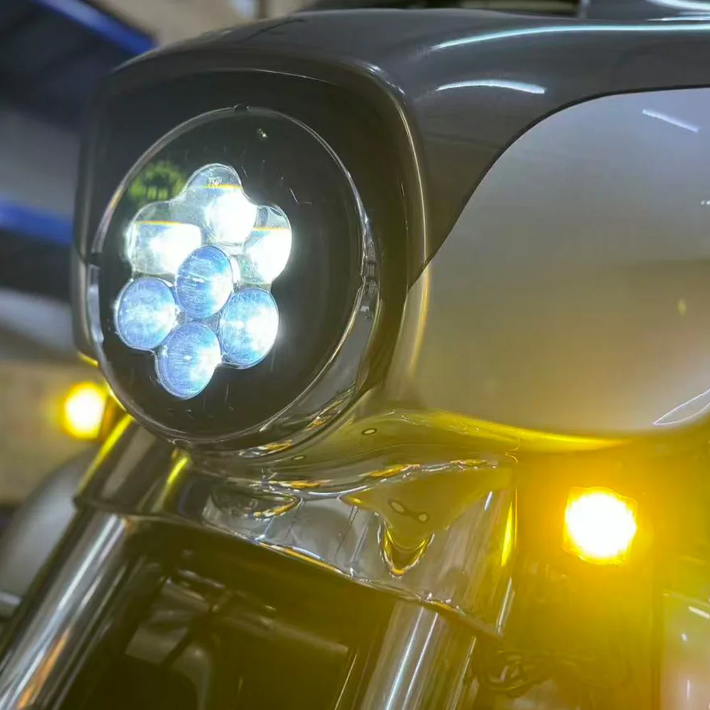 

Motorcycle Parts Performance LED Headlight with Bracket Plug&Paly for Batwing Street Glide Ultra Limted 1994-2023 & Road King