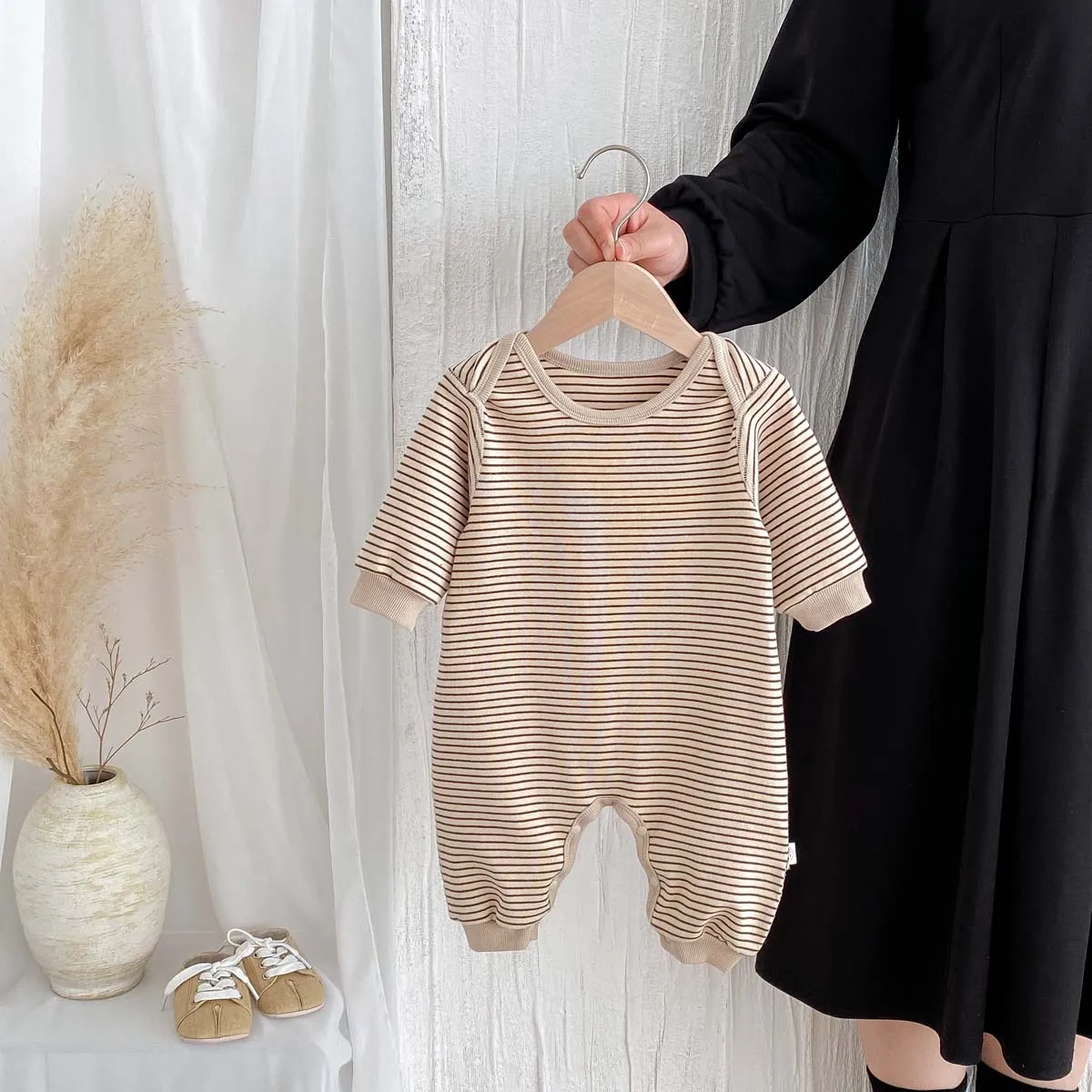 Korean Style Baby Autumn and Winter Long Sleeve Striped Boneless Envelope Collar Jumpsuit for Boys and Girls Baby Comfortable Ho
