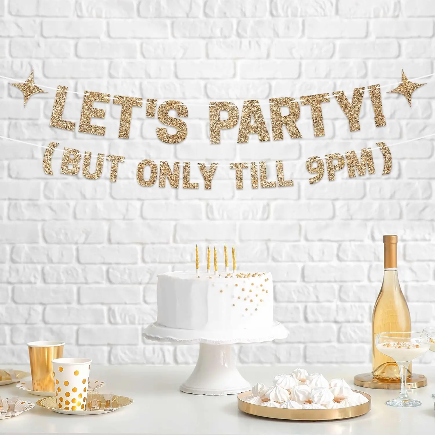 Brillo Dorado "¡Vamos a fiestear!" (Pero solo hasta las 9 PM) Pancarta con la frase 'Pero solo hasta las 9 PM', decoraciones de fiesta sarcásticas y divertidas para adultos, pancarta preensartada para