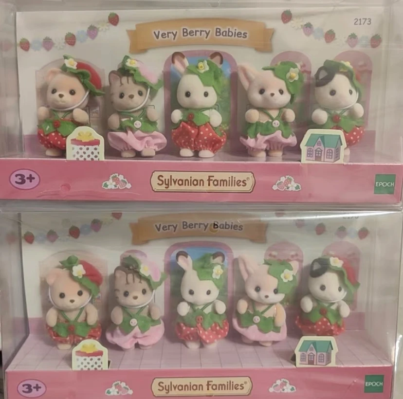 Sylvanian Doll Families Strawberry Anime Figure Set Kawaii Baby Doll Forest Family Kawaii Room Ornaments Desktop Decoration Gift