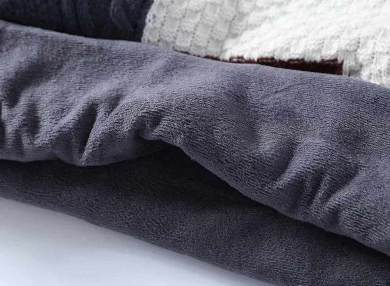 Sweater pria, musim dingin 2024 baru Sweater setengah Turtleneck remaja tebal kerah sedang Bawah Sweater rajut pria pasang longgar