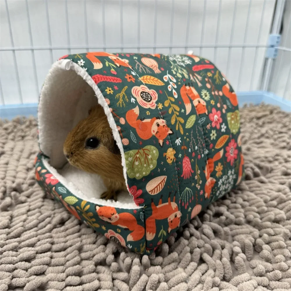 Autumn Winter Warm Print Sleeping Bed House Triangular Nest for Pet Bird Parrot Rabbit Squirrel Guinea Pig Hamster Hanging Cage