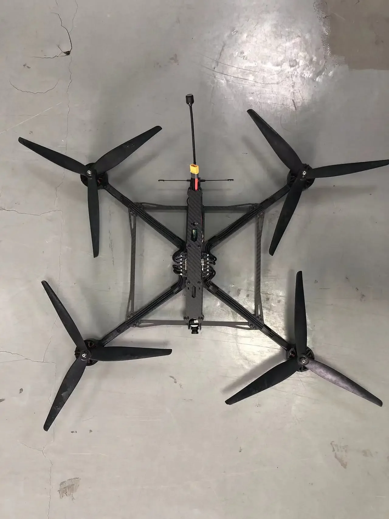 Telaio da 13 pollici più economico, carico di spessore del braccio da 10 mm, con parti FPV a lungo raggio da 6 kg