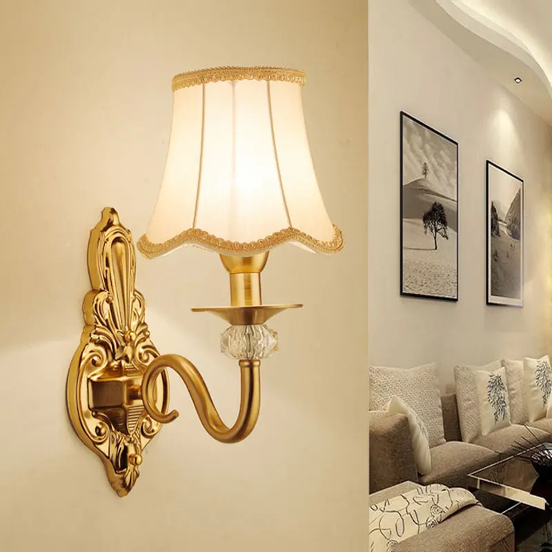 Luxury Classic Golden Wall Lamp Ornate Carved Bracket Fabric Wall Sconce Decorative Wall Light for Villa Bedroom Hotel Corridor