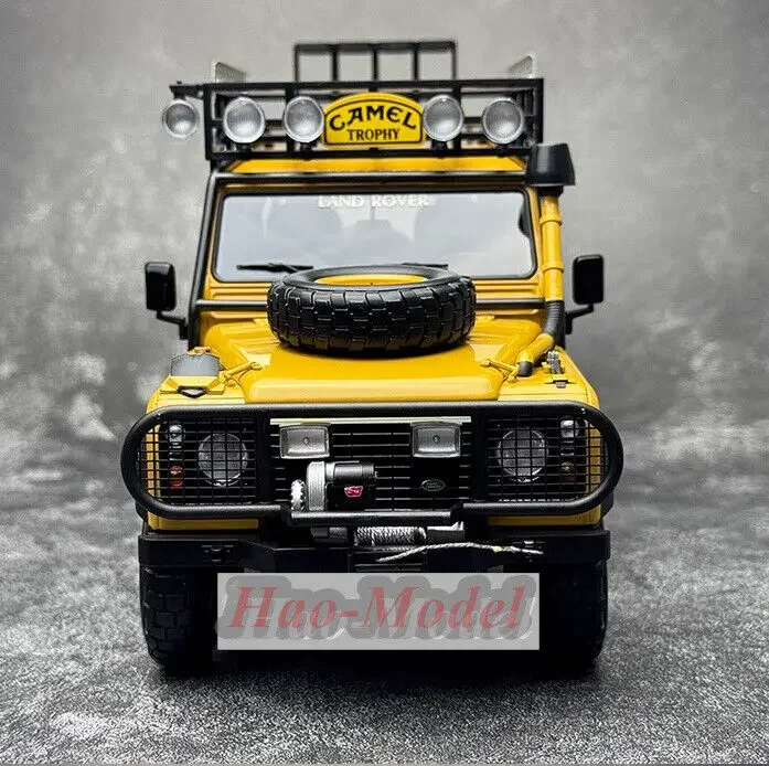 Almost real 1/18 For Land Rover Defender 90 Alloy Diecast Car Model Simulation Toy Birthday Gift Hobby Display Collection Yellow