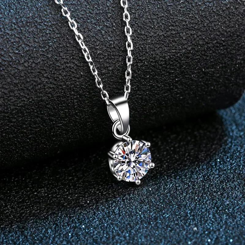 Necklace for Women 1 Carat Moissanite Diamond Six Claw Pendant Simulation Drill Clavicle Chain 18K White Gold Fine Jewelry Gift